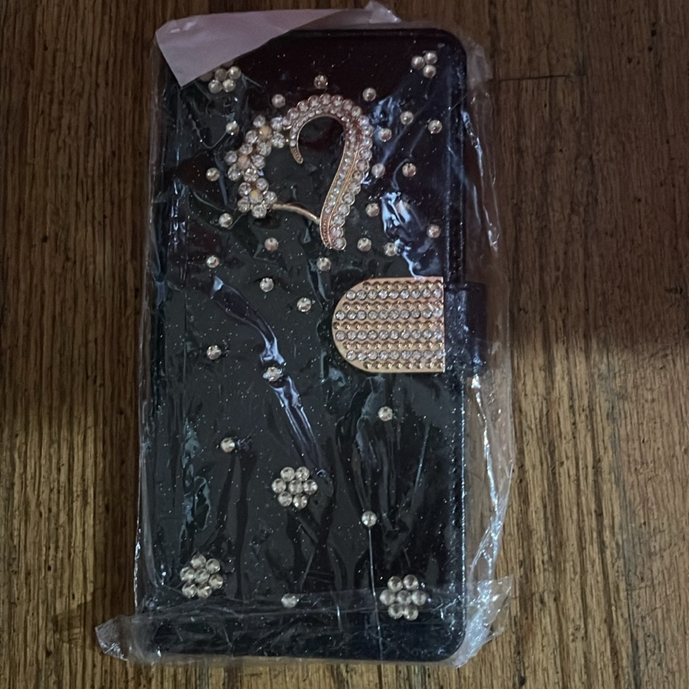 Black iPhone case 12 pro max